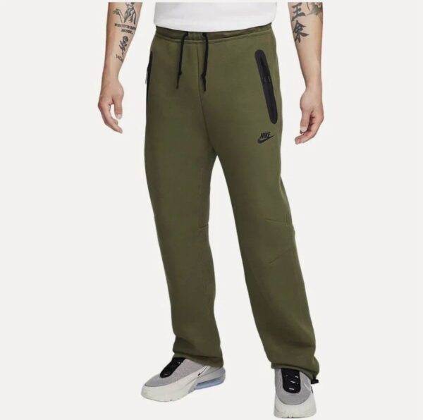 Штаны Nike Tech